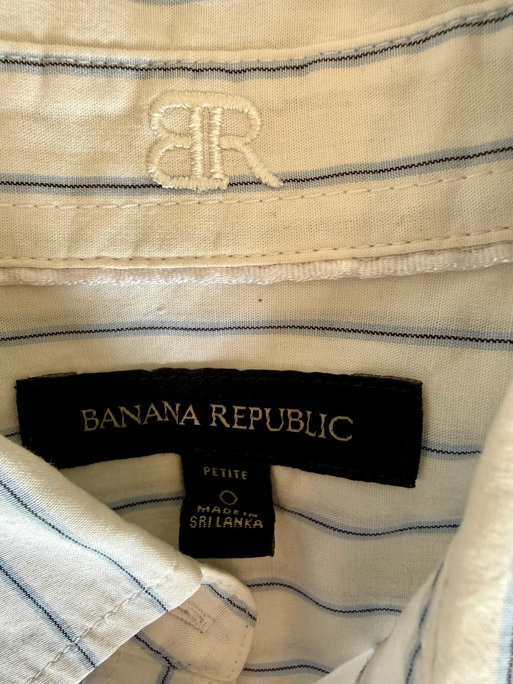 Banana Republic Petite Button-Down Shirt Bundle (PXS, 0P, 00P) - Picture 8 of 16